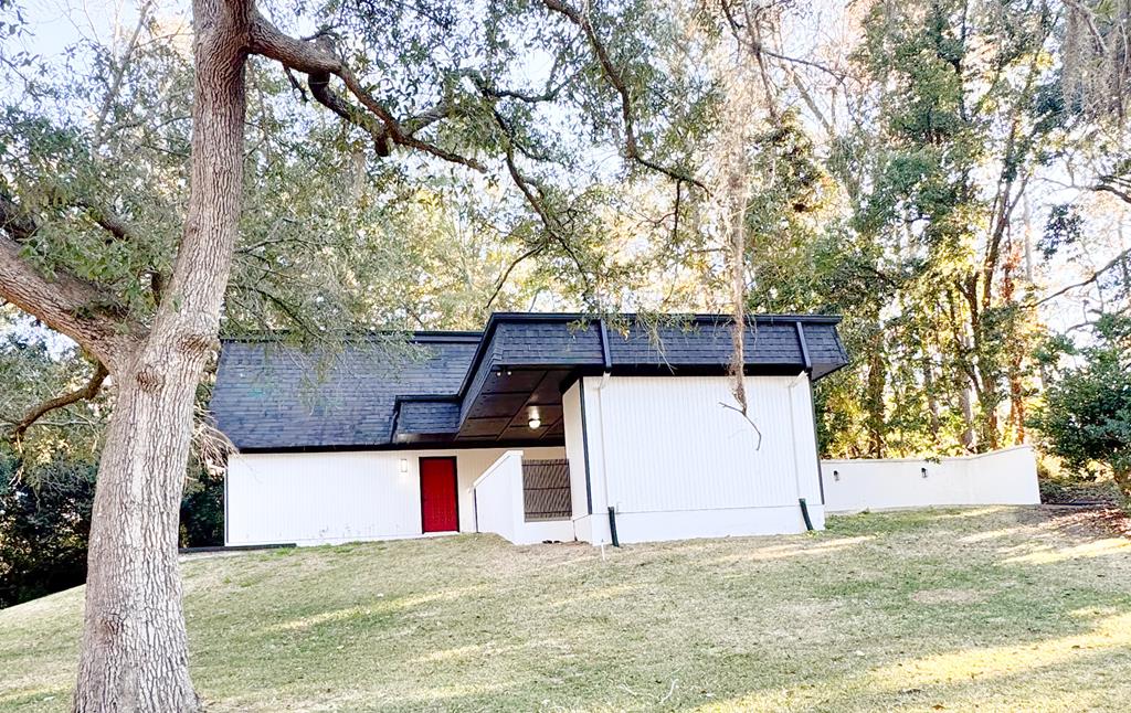 2201 Riverside Drive Valdosta, GA 31602 - Photo 1 of 45 Gallery Image 1