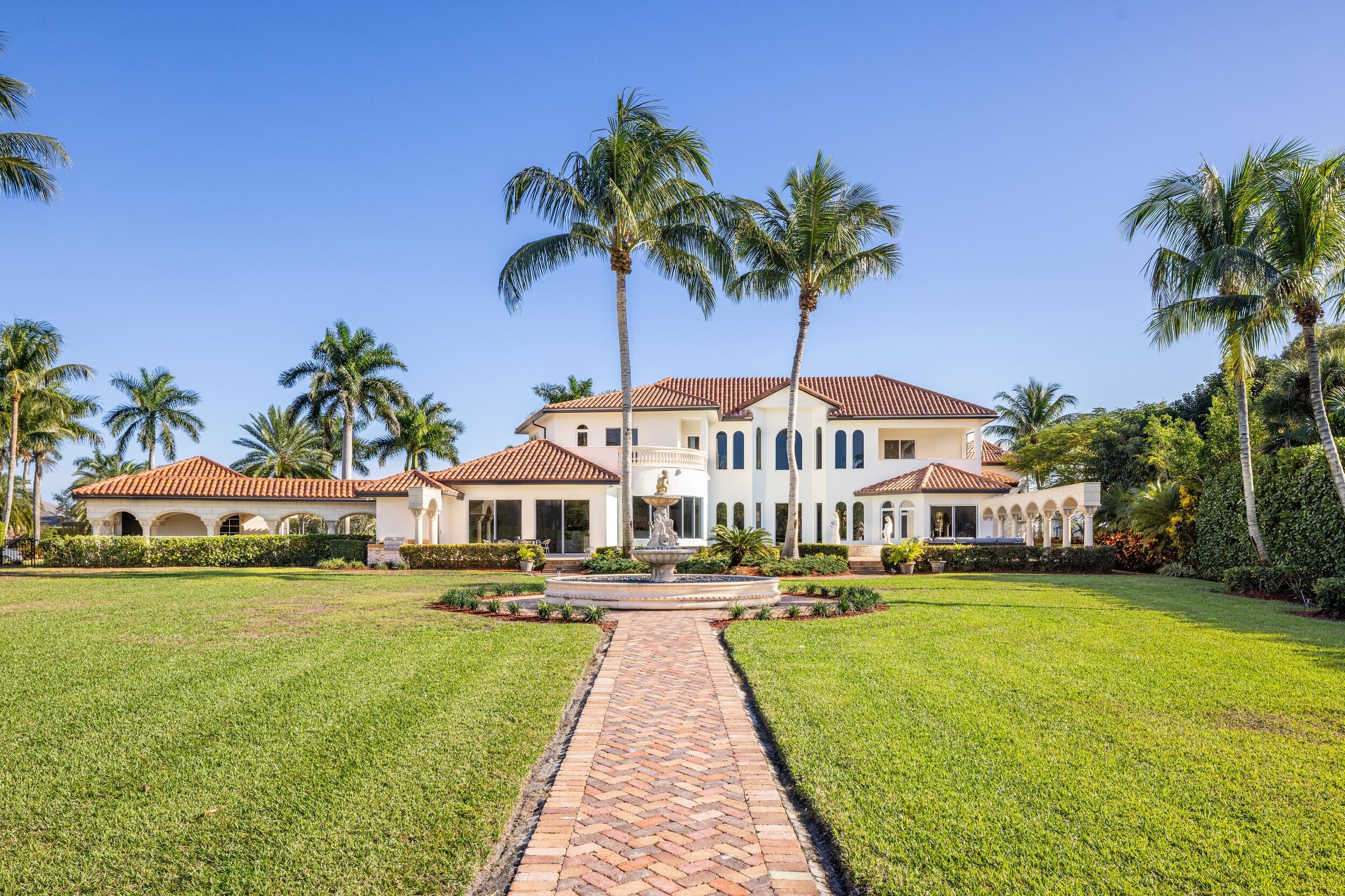 16175 Rio Del Paz Delray Beach, FL 33446 - Photo 14 of 65 Rear Exterior 4