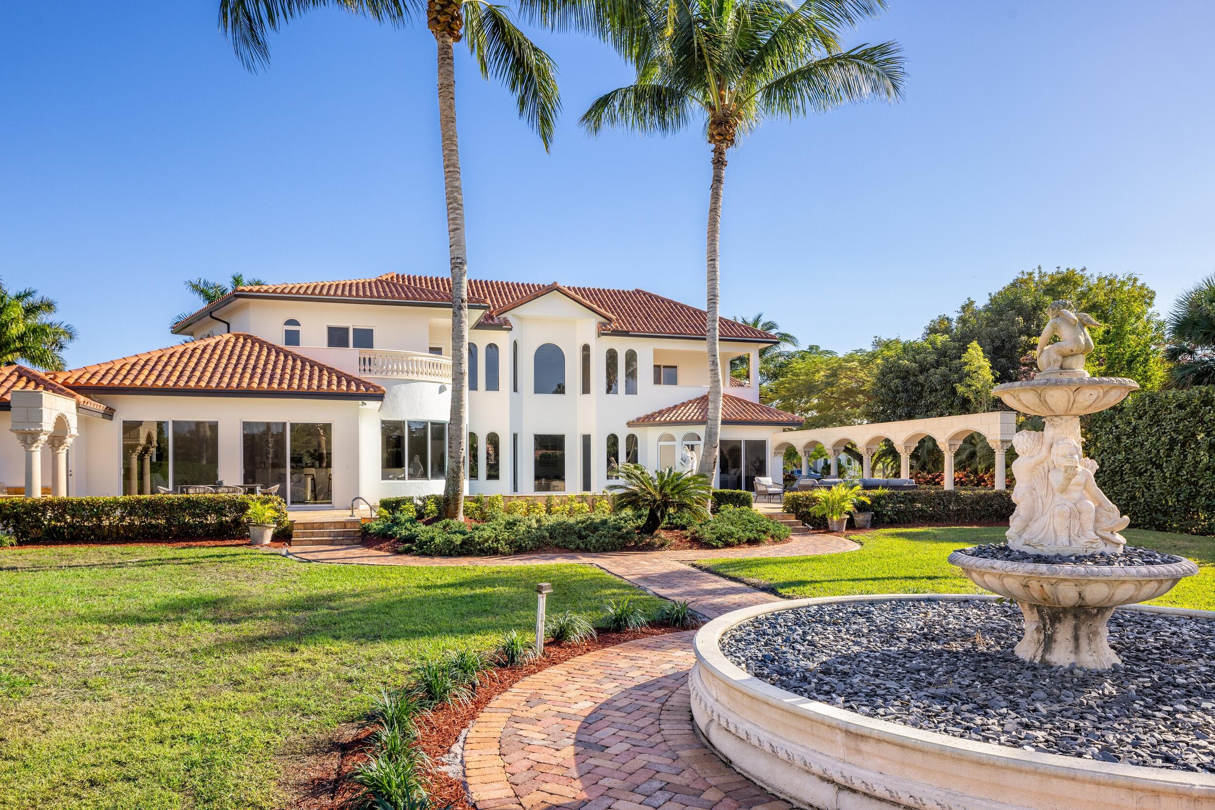 16175 Rio Del Paz Delray Beach, FL 33446 - Photo 15 of 65 Rear Exterior 5