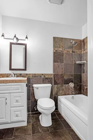 $269,000 | 303 Harding Boulevard, Unit 2, Roseville, CA 95678