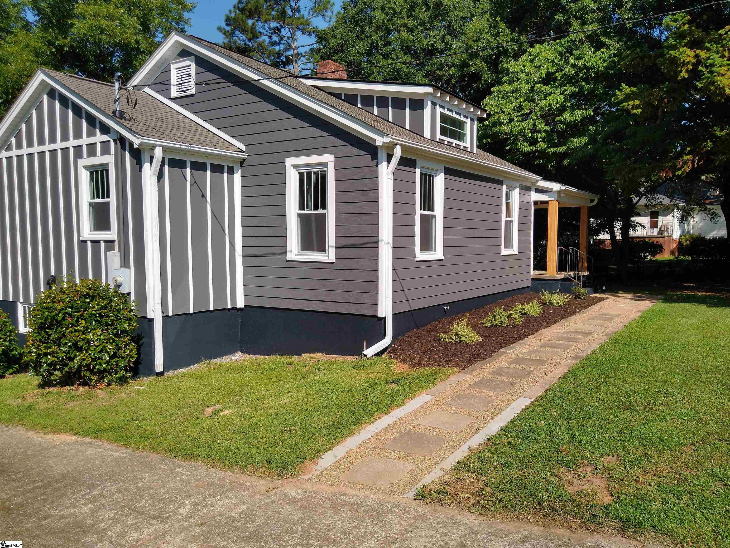 8 Celand Street Greenville, SC 29607 - Photo 2 of 28