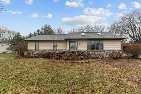 $375,000 | 3507 West 20th Avenue, Oshkosh, WI 54904