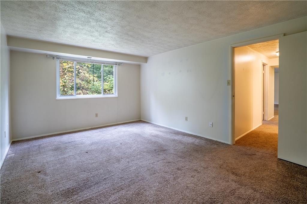 331 Ridge Point Circle, Unit A24 Bridgeville, PA 15017 - Photo 9 of 17 Gallery Image 9