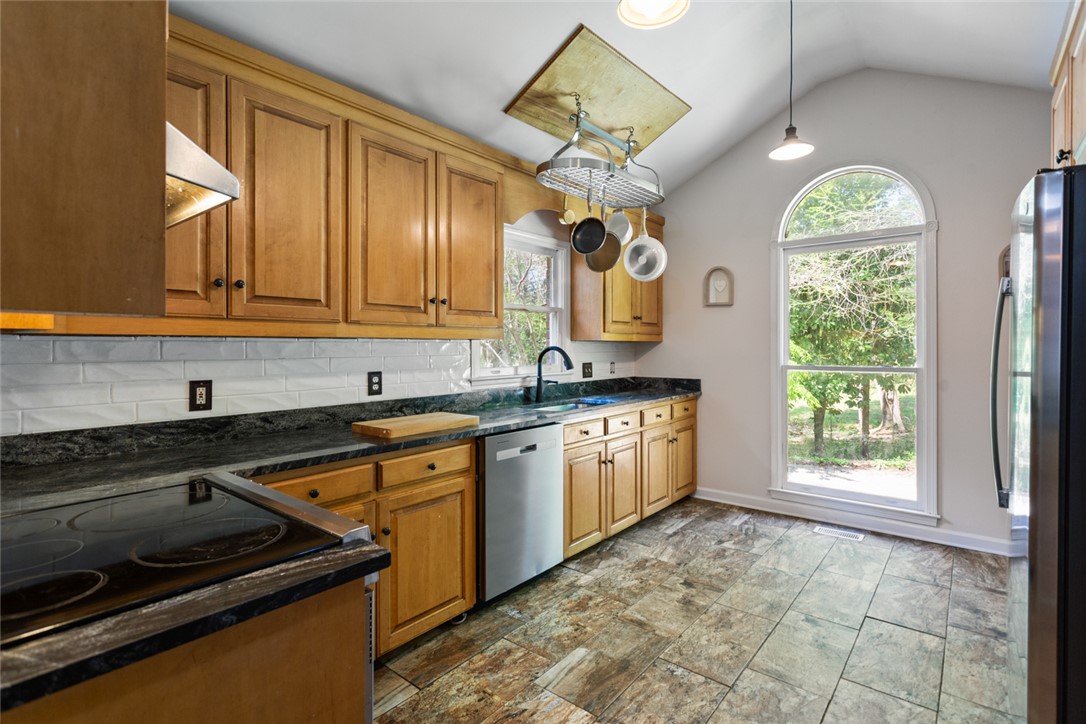 3885 Old Portman Road Anderson, SC 29626 - Photo 8 of 47