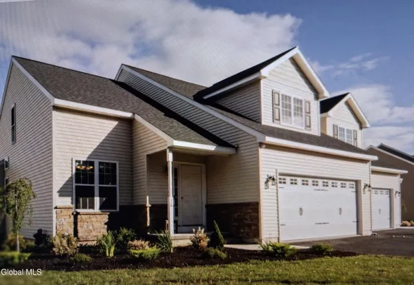 $459,900 | 36 Chip Shot Way, Mechanicville, NY 12118