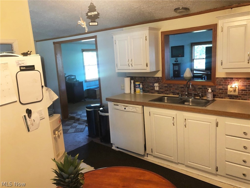 9502 Griffith Road Ravenna, OH 44266 - Photo 7 of 26