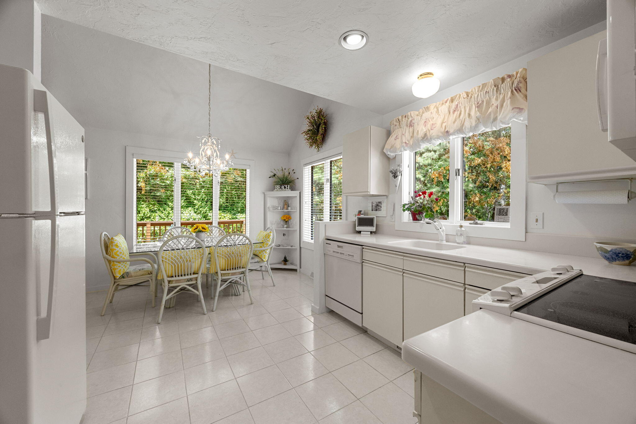 49 Shellback Way, Unit G Mashpee, MA 02649 - Photo 12 of 48 a kitchen with furniture and window
