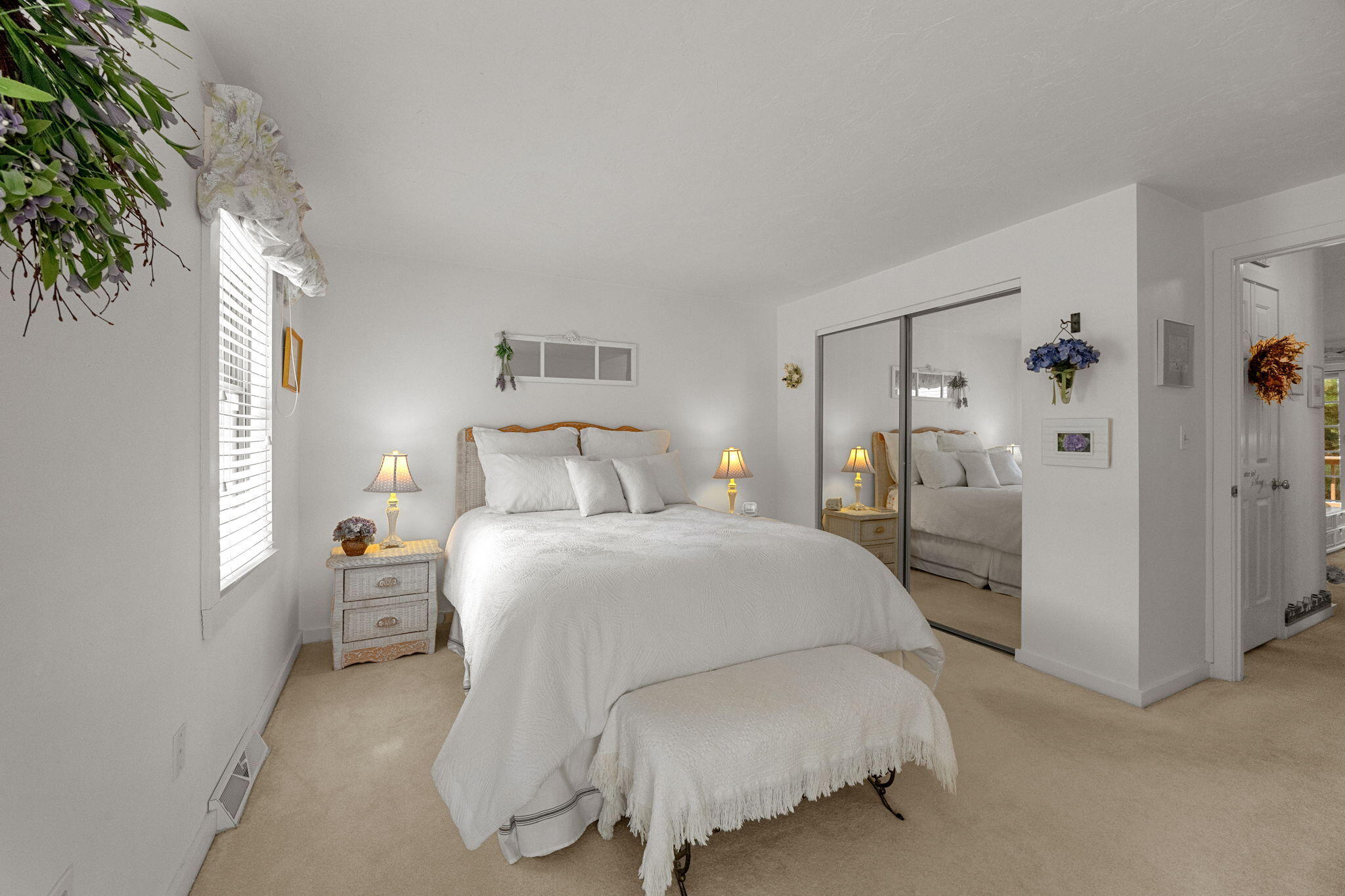 49 Shellback Way, Unit G Mashpee, MA 02649 - Photo 19 of 48 a bedroom with a bed and a window