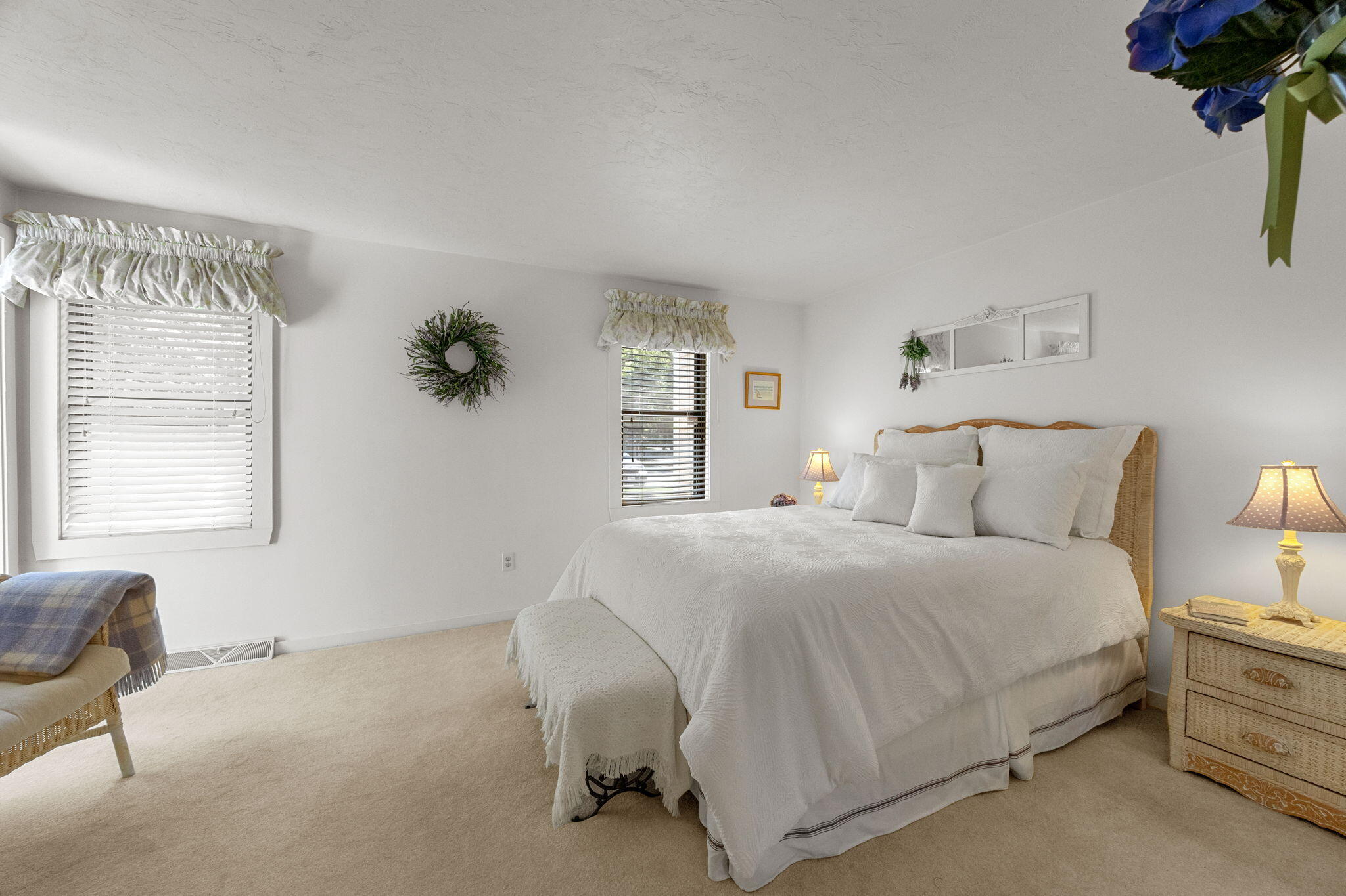 49 Shellback Way, Unit G Mashpee, MA 02649 - Photo 21 of 48 a bedroom with a bed and a window