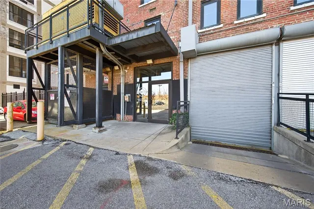 $190,000 | 1619 Washington Avenue, Unit 803, St. Louis, MO 63103