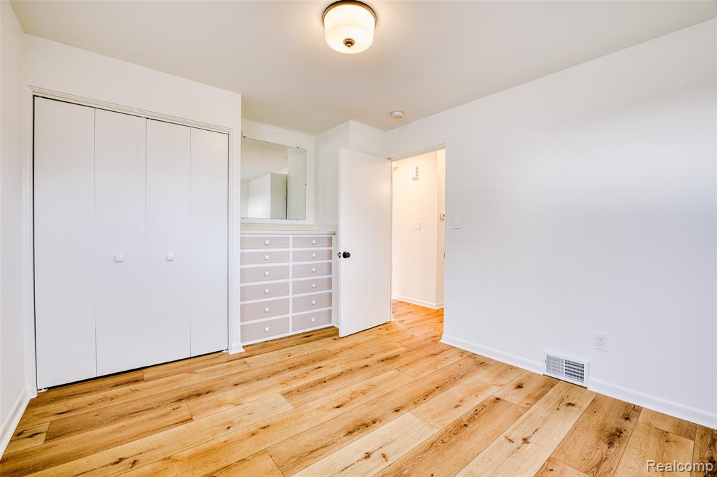 6125 Pointe Tremble Road, Unit S Algonac, MI 48001 - Photo 5 of 29