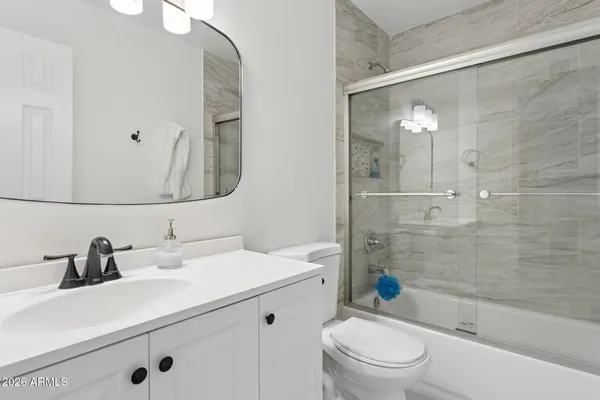 $439,500 | 2818 East Clarendon Avenue, Phoenix, AZ 85016