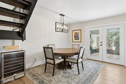 $439,500 | 2818 East Clarendon Avenue, Phoenix, AZ 85016