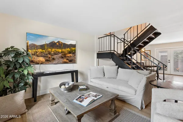 $439,500 | 2818 East Clarendon Avenue, Phoenix, AZ 85016