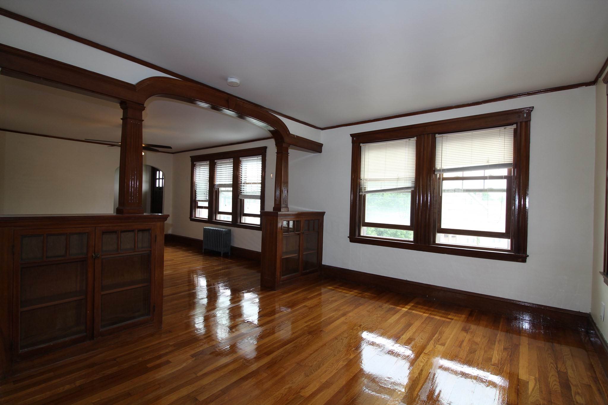 24 Edgecliff Road, Unit 24 Watertown, MA 02472 - Photo 3 of 10 Gallery Image 3