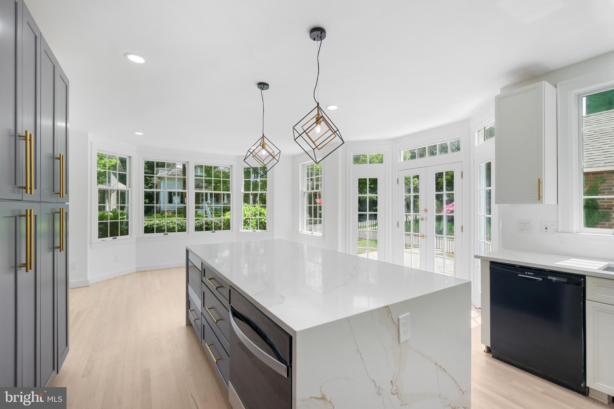 4400 Ridge Street Chevy Chase, MD 20815 - Photo 4 of 45