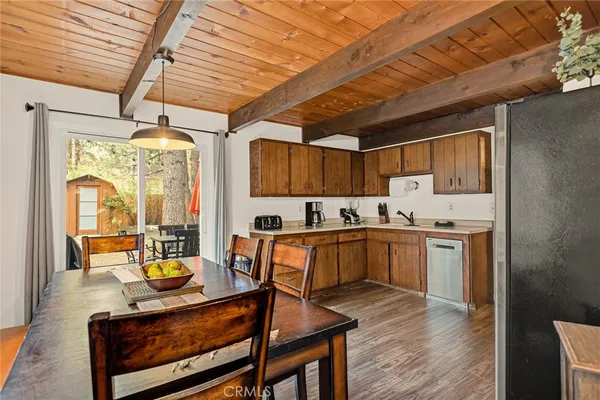$520,000 | 404 West Mojave Boulevard, Big Bear City, CA 92314