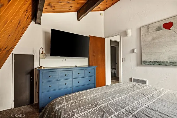 $520,000 | 404 West Mojave Boulevard, Big Bear City, CA 92314