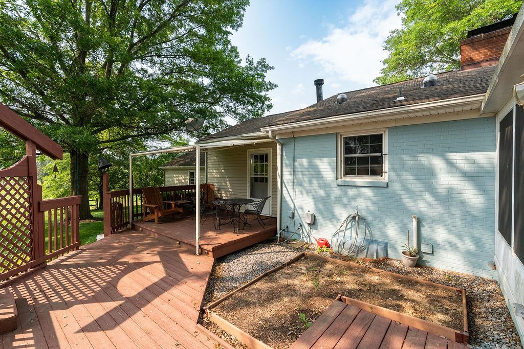 1223 Ladd Road Waynesboro, VA 22980 - Photo 54 of 75