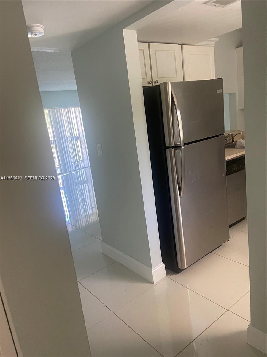 731 North Pine Island Road, Unit 202 Plantation, FL 33324 - Photo 6 of 14