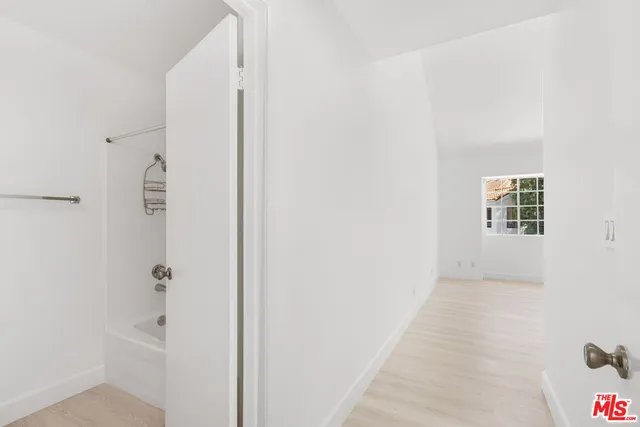 $5,950 | 4240 Lost Hills Road, Unit 802, Calabasas, CA 91301