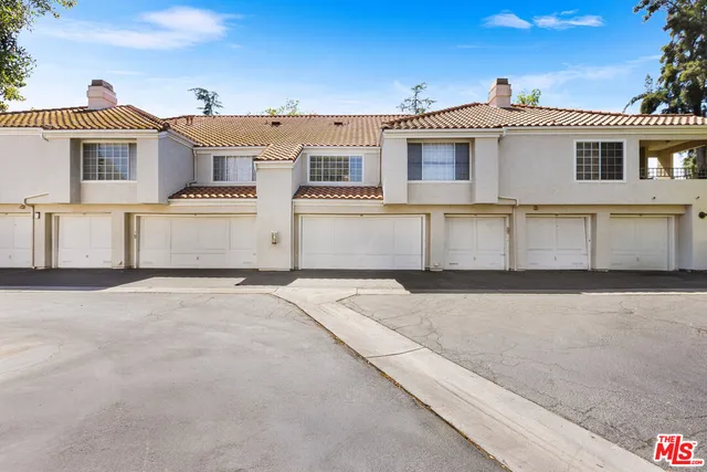 $5,950 | 4240 Lost Hills Road, Unit 802, Calabasas, CA 91301