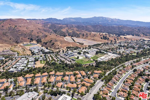 $5,950 | 4240 Lost Hills Road, Unit 802, Calabasas, CA 91301