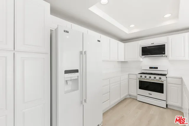 $5,950 | 4240 Lost Hills Road, Unit 802, Calabasas, CA 91301