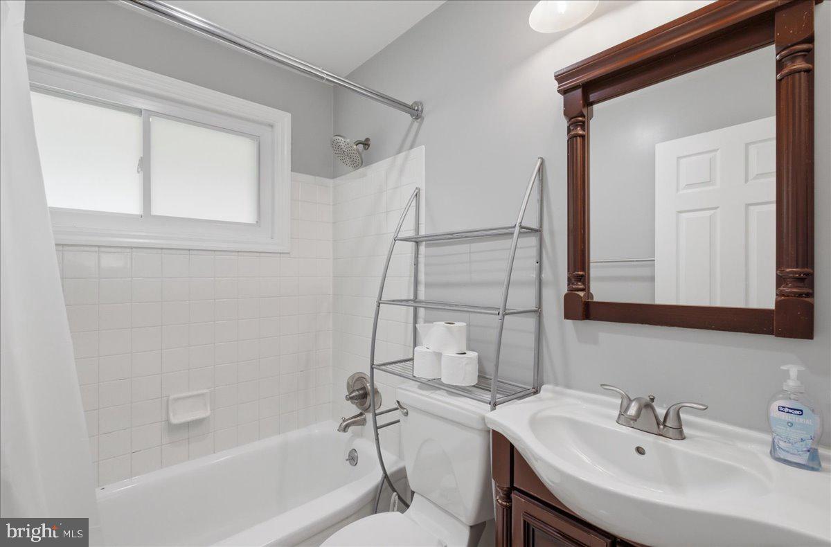 7414 Inzer Street Springfield, VA 22151 - Photo 20 of 29 Gallery Image 20