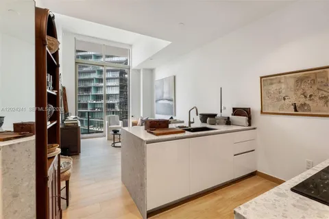 $7,250 | 2655 South Bayshore Drive, Unit 807, Miami, FL 33133