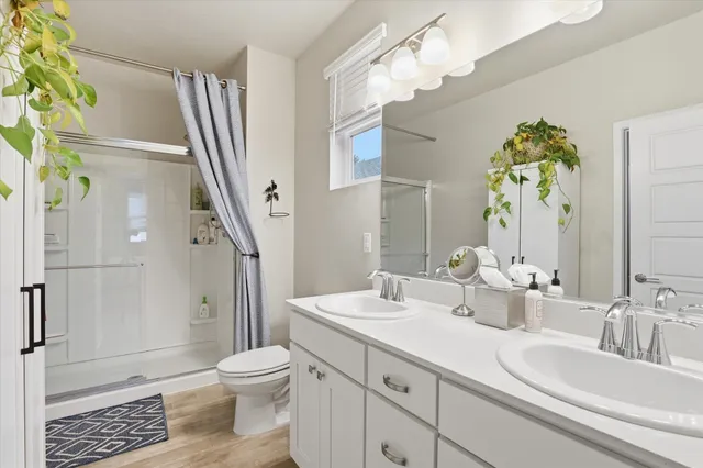 $450,000 | 1129 East Gallium Lane, Colbert, WA 99005