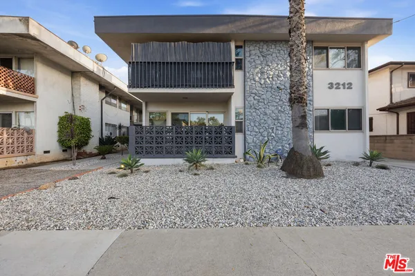 $3,700 | 3212 West 84th Place, Unit 1, Inglewood, CA 90305