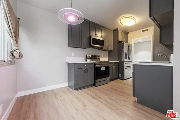 $3,700 | 3212 West 84th Place, Unit 1, Inglewood, CA 90305