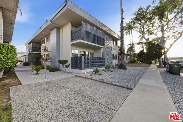 $3,700 | 3212 West 84th Place, Unit 1, Inglewood, CA 90305