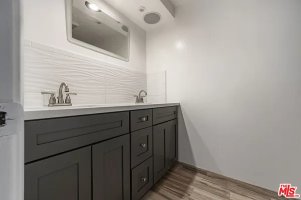 $3,700 | 3212 West 84th Place, Unit 1, Inglewood, CA 90305
