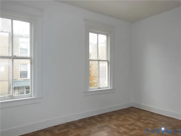 $219,000 | 625 West Washington Street, Petersburg, VA 23803