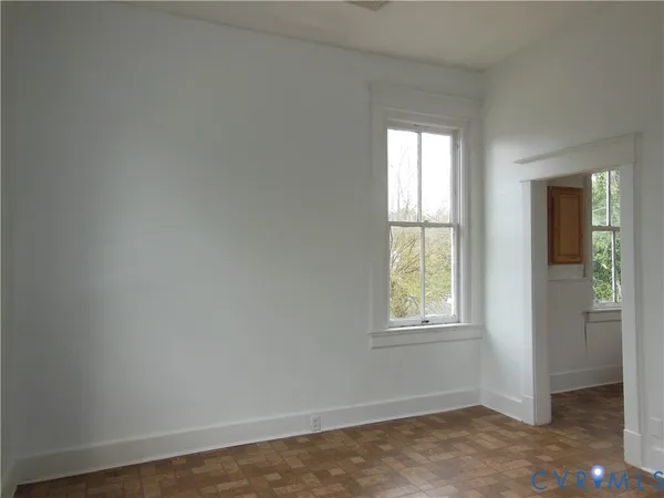 $219,000 | 625 West Washington Street, Petersburg, VA 23803