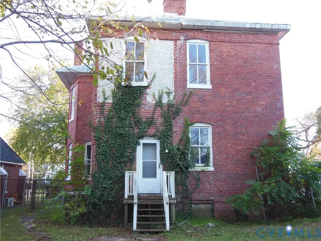 $239,900 | 625 West Washington Street, Petersburg, VA 23803