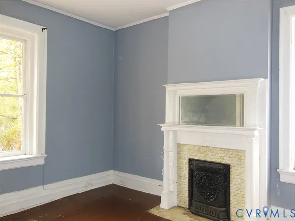 $219,000 | 625 West Washington Street, Petersburg, VA 23803