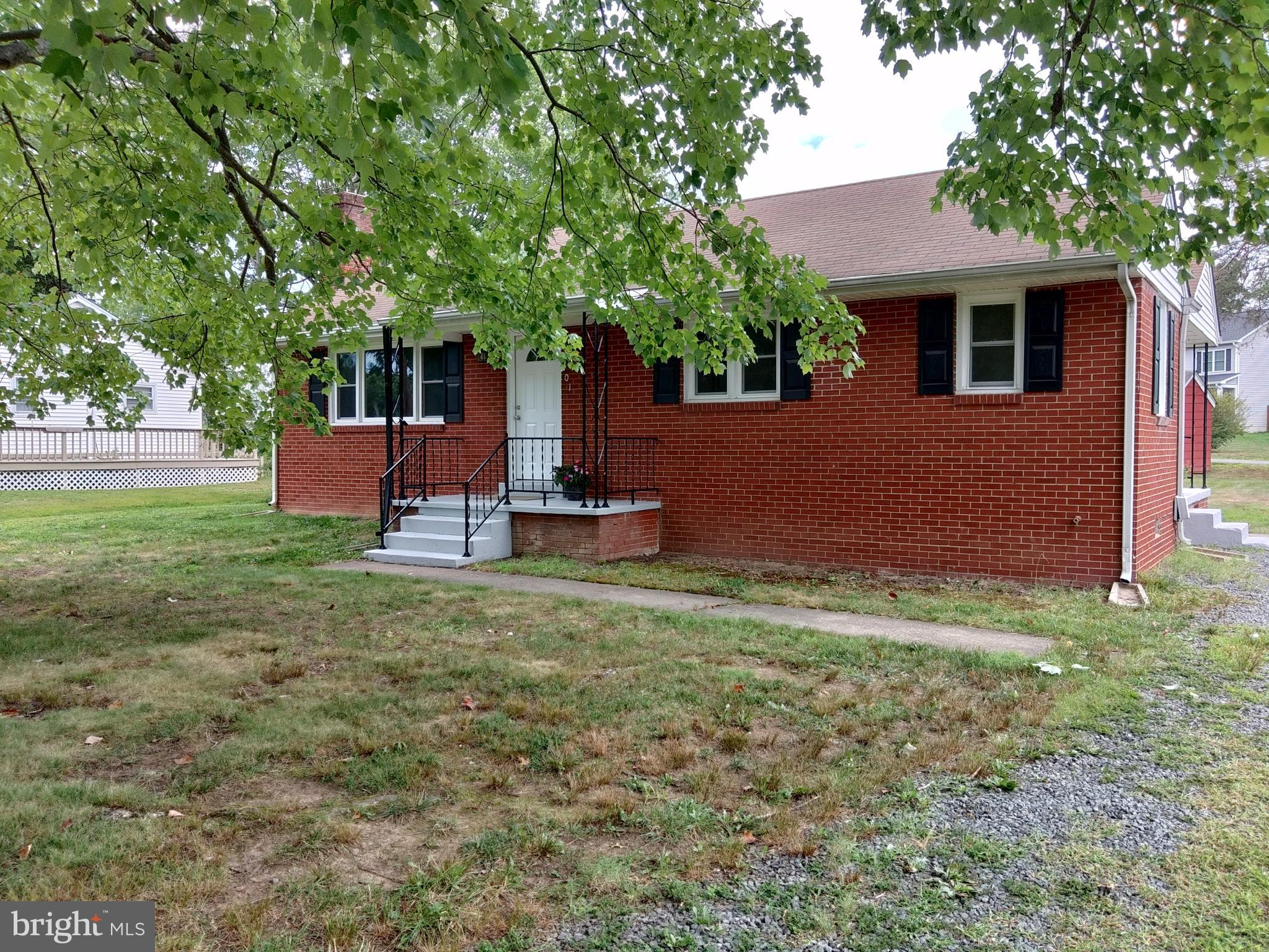 201 North Duey Road Remington, VA 22734 - Photo 2 of 15 Gallery Image 2