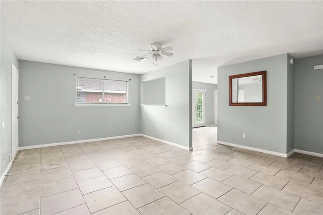 $1,795 | Undisclosed Address, Kenner, LA 70065