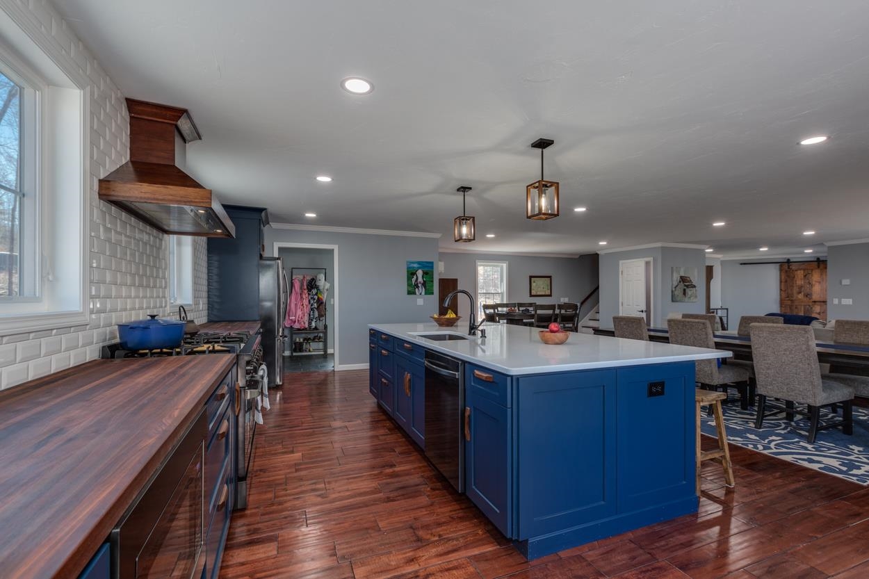 272 Gorham Pond Road Goffstown, NH 03045 - Photo 11 of 35