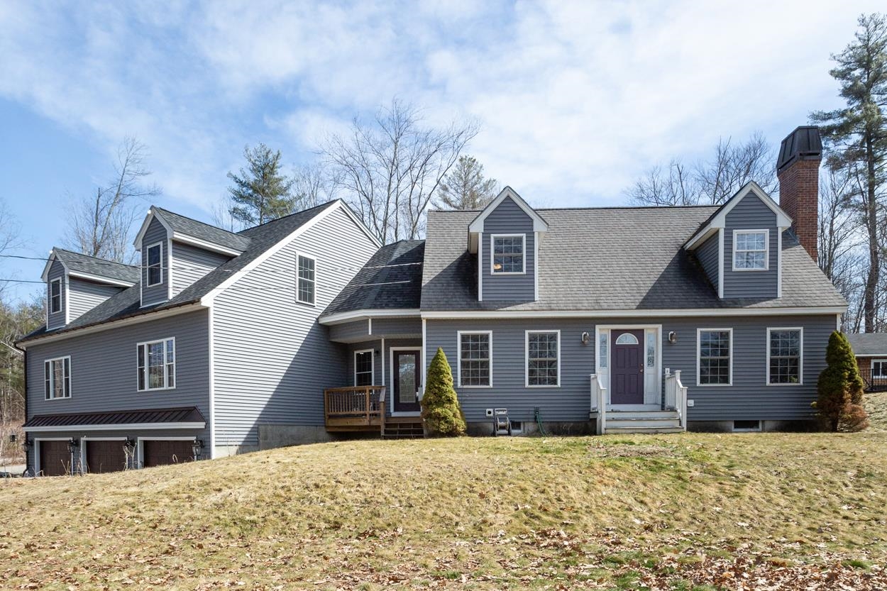272 Gorham Pond Road Goffstown, NH 03045 - Photo 3 of 35