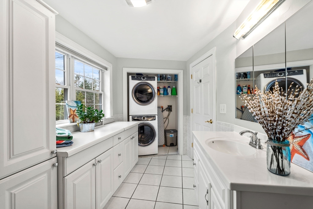 41 Red Spring Road Andover, MA 01810 - Photo 31 of 42