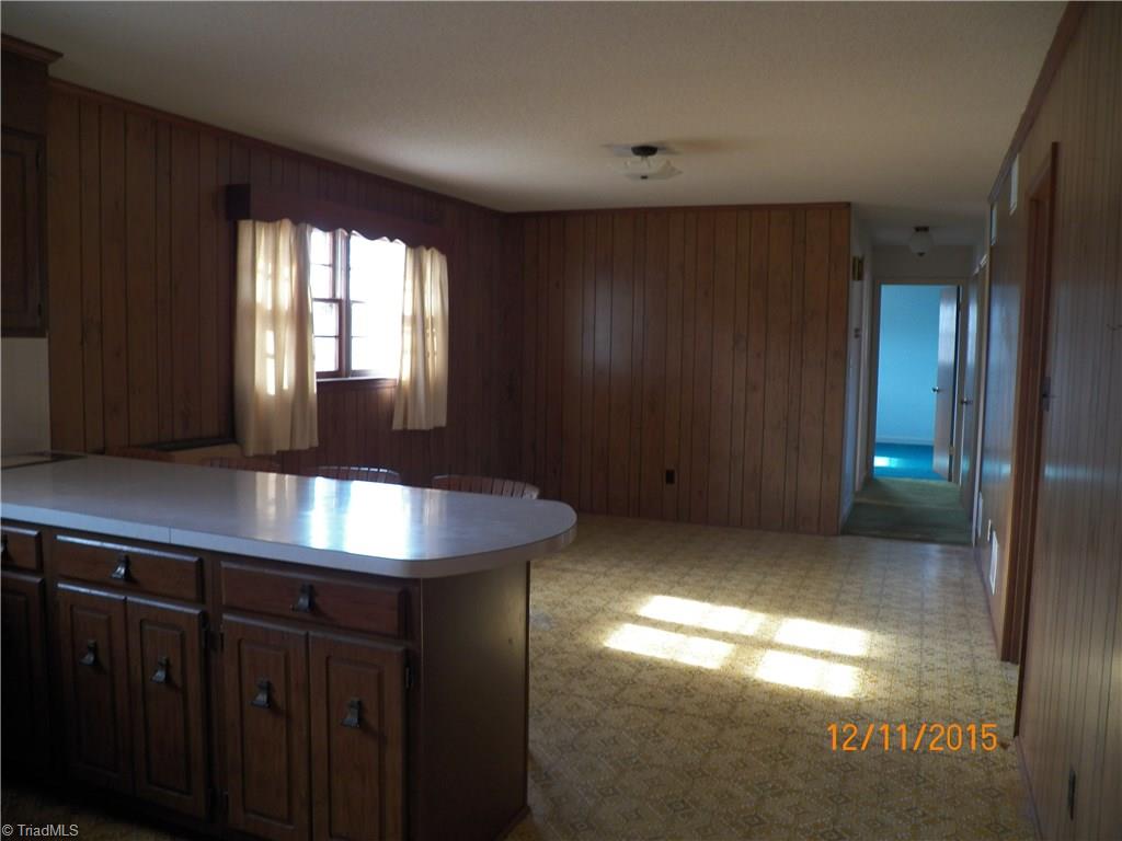 226 Gaither Road Winston-Salem, NC 27101 - Photo 6 of 11 Gallery Image 6