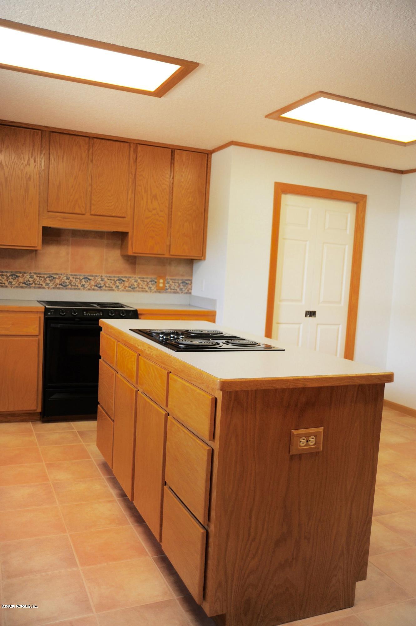 3548 King George Road Middleburg, FL 32068 - Photo 8 of 36 king george kitchen 4