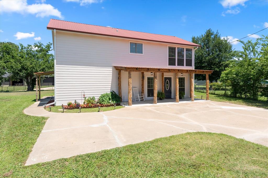306 Lazy Cane Ranch Road Trinidad, TX 75163 - Photo 3 of 40 Gallery Image 3