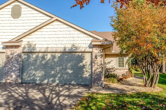 $365,000 | 1513 Pine Pointe, White Bear Lake, MN 55110