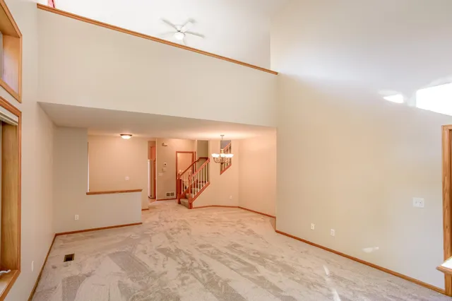 $365,000 | 1513 Pine Pointe, White Bear Lake, MN 55110