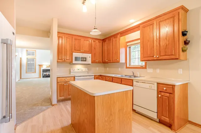 $365,000 | 1513 Pine Pointe, White Bear Lake, MN 55110